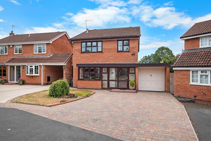 4 Bedroom Detached House For Sale In Cornfield Avenue, Stoke Heath, Bromsgrove, B60