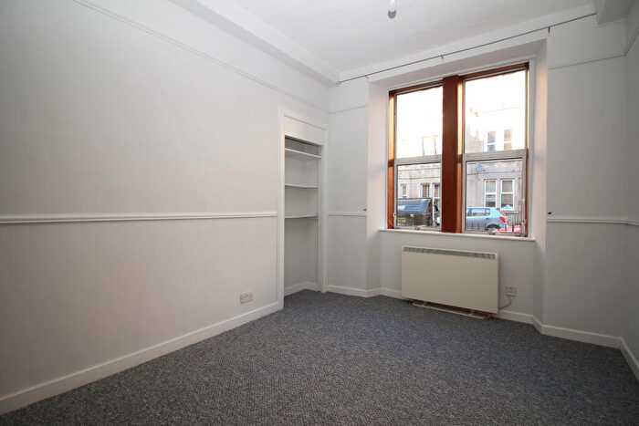 1 Bedroom Flat To Rent In Downfield Place, Edinburgh, EH11