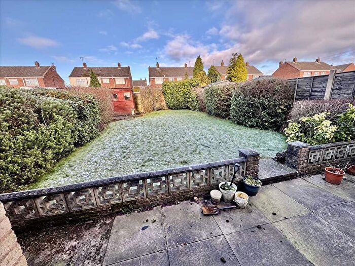 3 Bedroom Bungalow For Sale In Sheila Avenue, Wednesfield, Wolverhampton, WV11