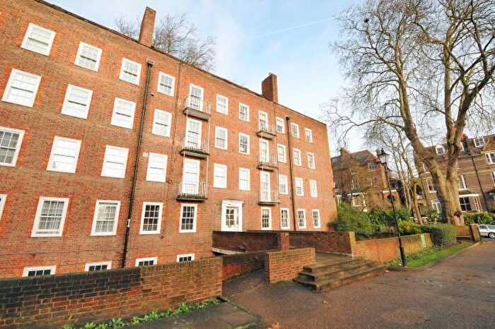 2 Bedroom Flat To Rent In The Wells House, Well Walk, London, NW3