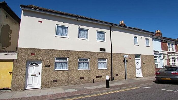 1 Bedroom Flat To Rent In Seagrove Road, Portsmouth, PO2