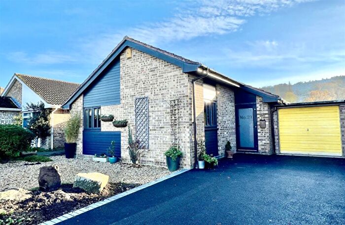 2 Bedroom Bungalow For Sale In Leckhampton, Cheltenham, GL53