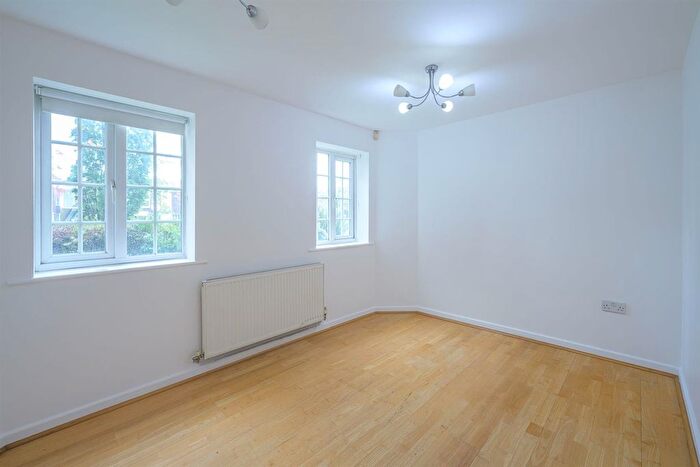 4 Bedroom End Of Terrace House For Sale In Columbus Ave, Brierley Hill, DY5