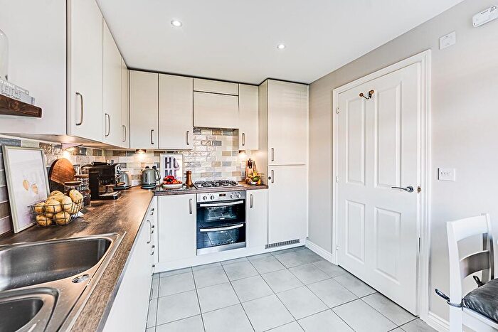 3 Bedroom End Of Terrace House For Sale In Hobby Drive, Priors Hall Park, Weldon, NN17