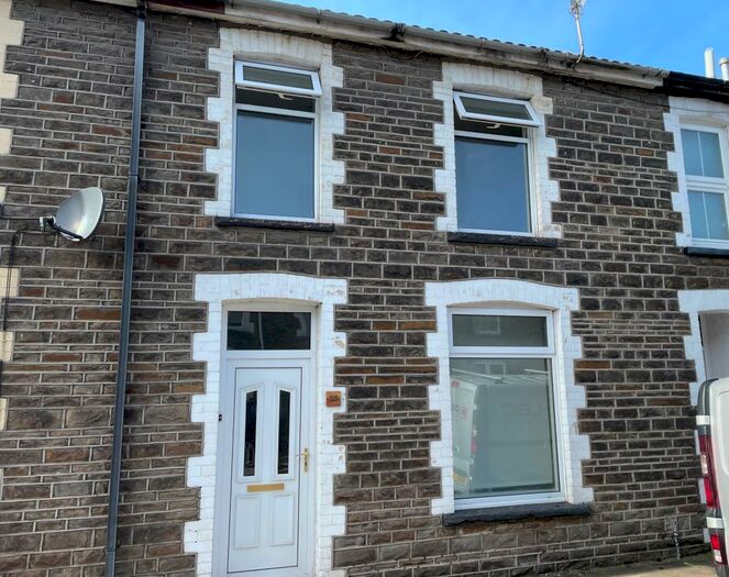 3 Bedroom Terraced House To Rent In Middle Street, Pontypridd, CF37