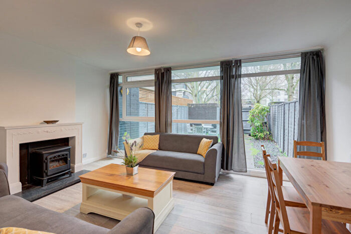 3 Bedroom Apartment To Rent In Exford Court, Bolingbroke Walk, Battersea, SW11