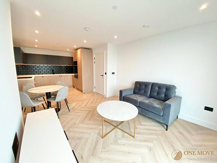 1 Bedroom Flat To Rent In Bankside Boulevard, Salford, M3