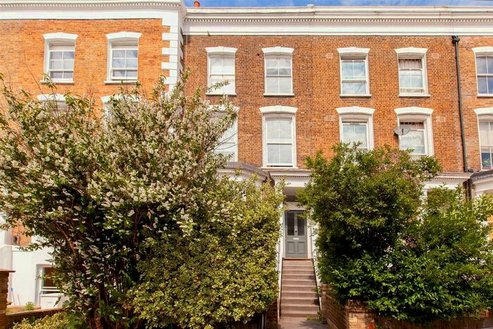 2 Bedroom Flat To Rent In Burma Road, London, N16