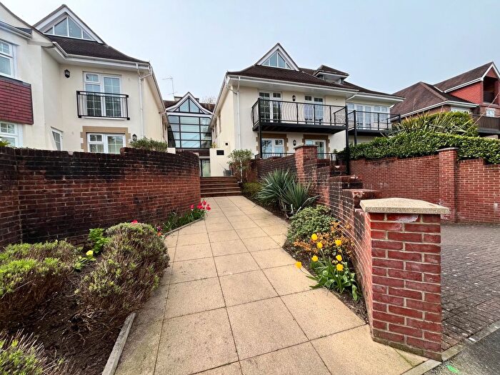 2 Bedroom Flat To Rent In Penn Hill Avenue, Poole, BH14