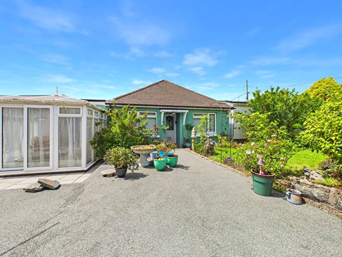 3 Bedroom Semi-Detached Bungalow For Sale In St. Davids Road, Letterston, SA62