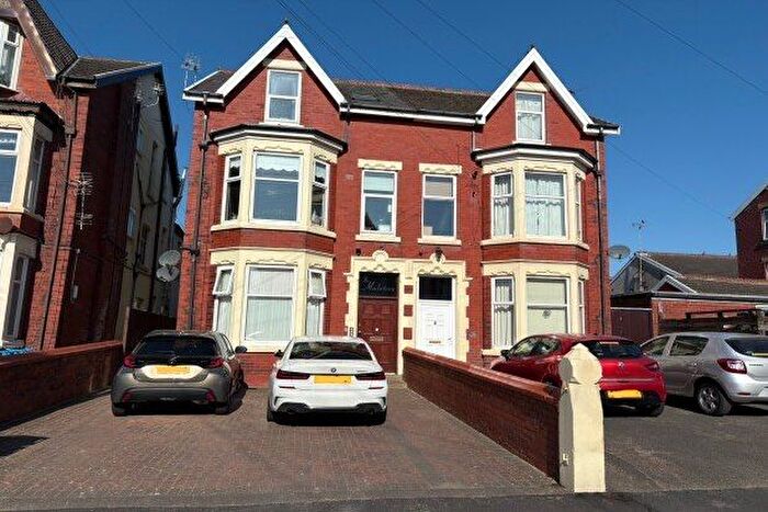 1 Bedroom Flat To Rent In Derbe Road, Lytham St Annes, FY8