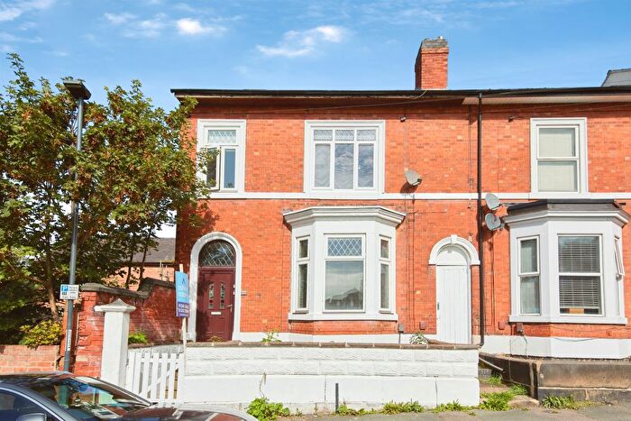 4 Bedroom Semi Detached House For Sale In Wilson Street, Derby, DE1