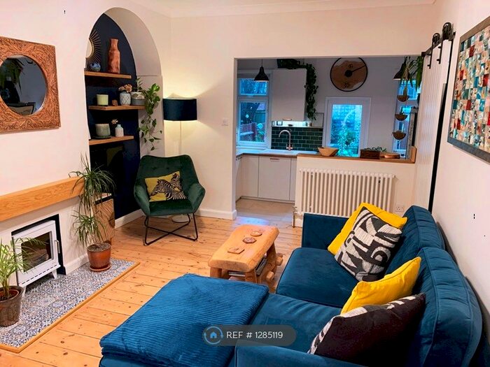 2 Bedroom Terraced House To Rent In Bavant Road, London SW16