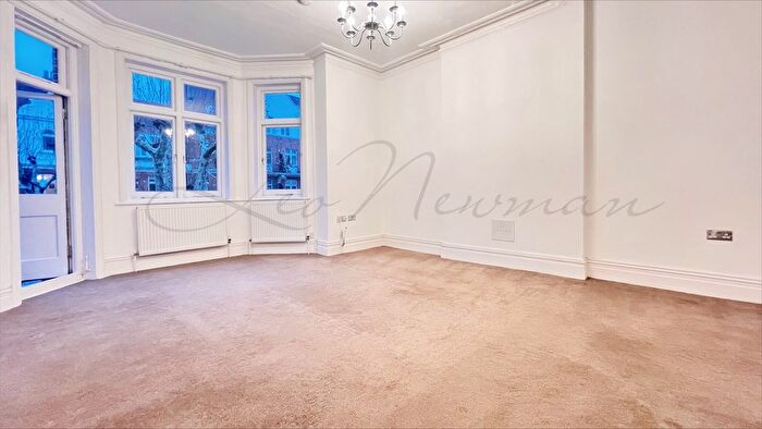 3 Bedroom Flat To Rent In Lauderdale Mansions, Lauderdale Road, W9