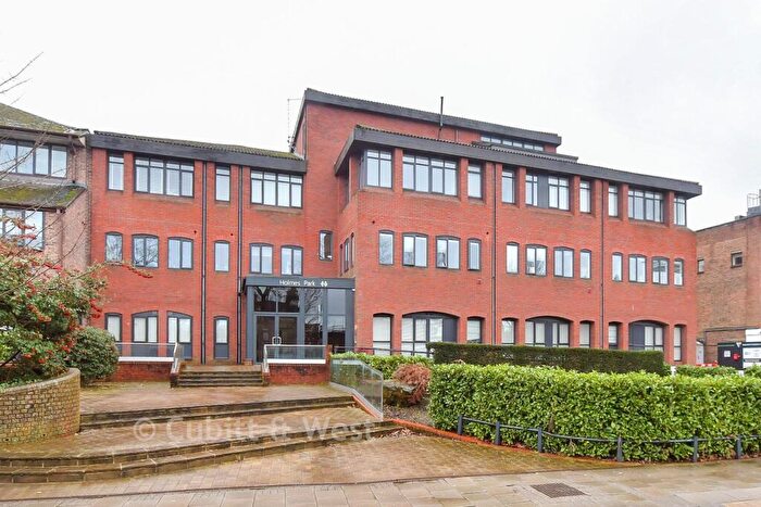 1 Bedroom Apartment For Sale In North Street, Horsham, West Sussex, RH12