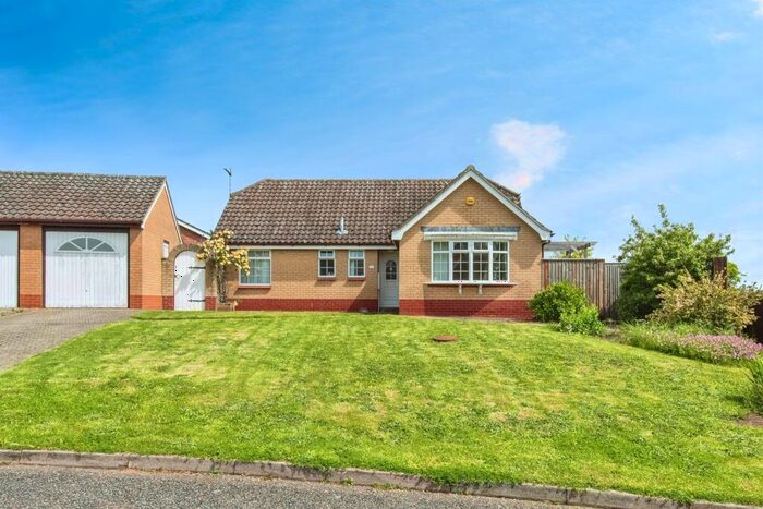 3 Bedroom Detached Bungalow For Sale In Abbeyfields, Haughley, Stowmarket, IP14