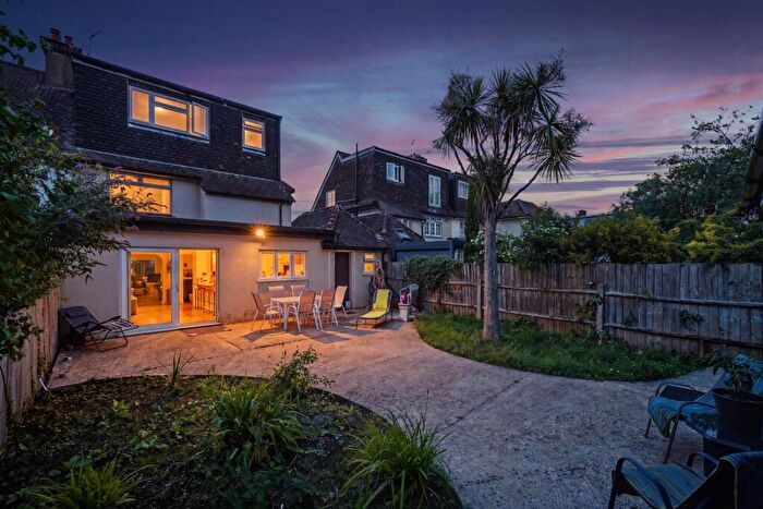 5 Bedroom Semi-Detached House For Sale In The Vale, Golders Green, London, NW11