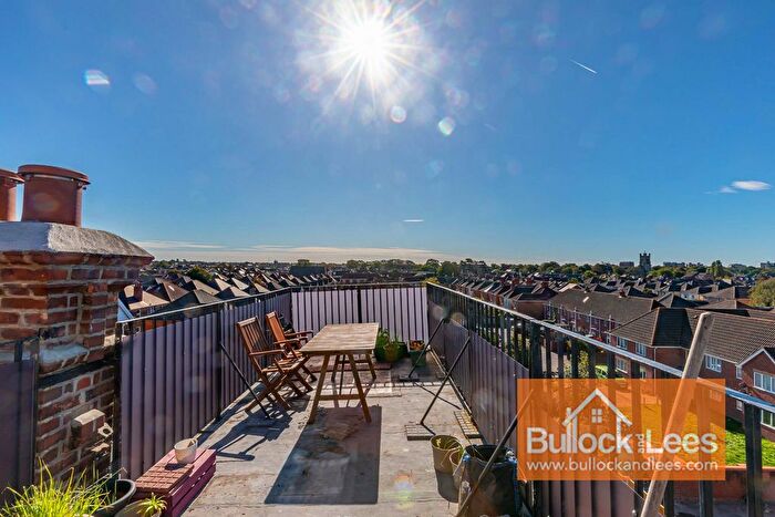 2 Bedroom Flat For Sale In St. Marys Road, Bournemouth, BH1