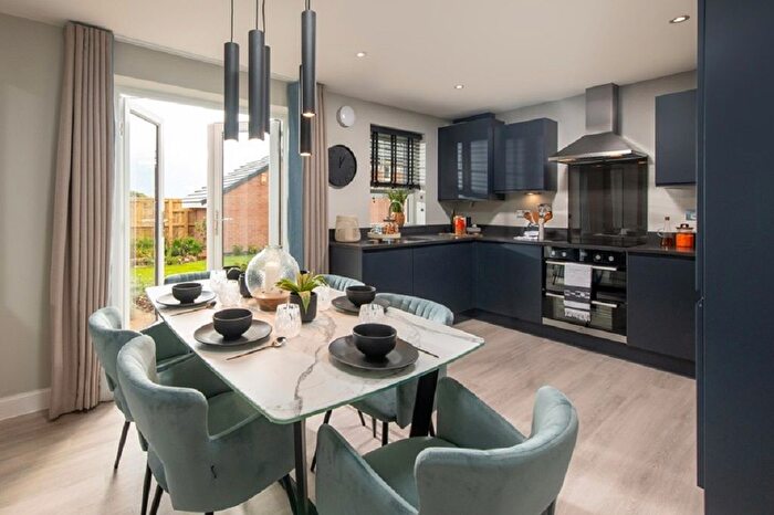 4 Bedroom Detached House For Sale In Henley Gate, Ipswich, IP1