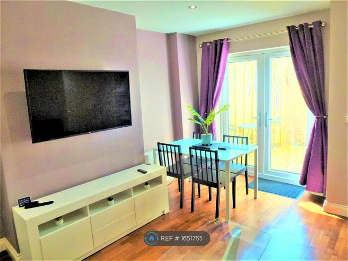 1 Bedroom Flat To Rent In Stocks Road, Ashton-On-Ribble, Preston, PR2