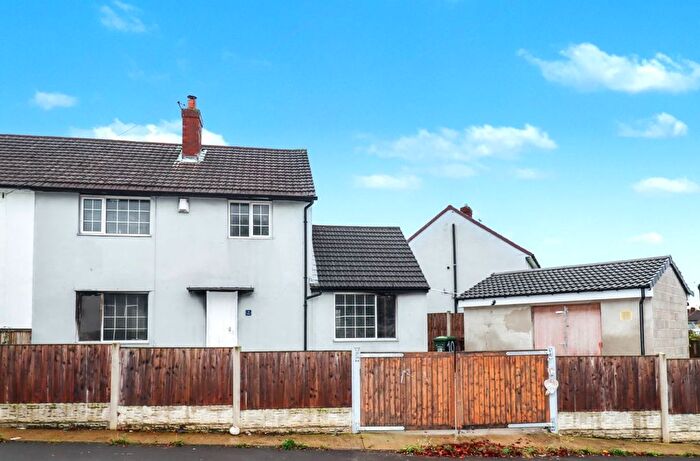 3 Bedroom Semi Detached House For Sale In Regina Crescent, Havercroft, Wakefield, WF4