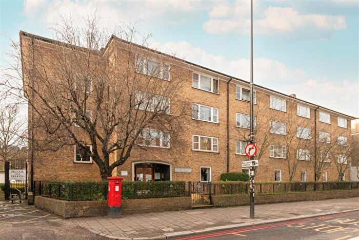 Studio For Sale In Harleyford Street, Kennington, SE11