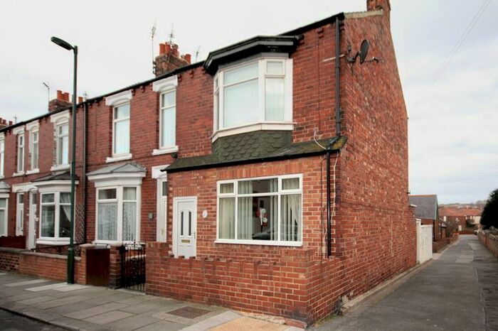 3 Bedroom End Of Terrace House To Rent In Lumley Street, Loftus, Saltburn-By-The-Sea TS13