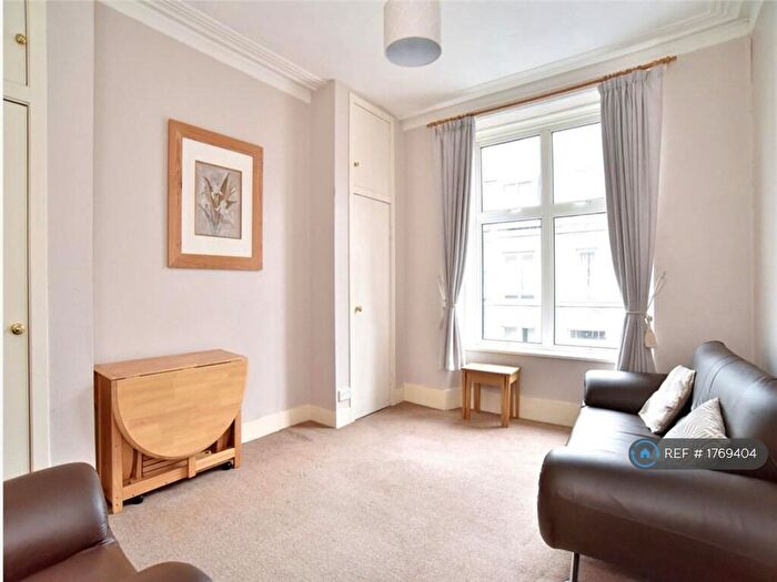 1 Bedroom Flat To Rent In Elmbank Road, Aberdeen, AB24