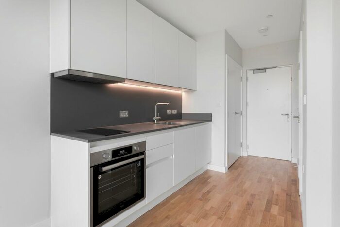 Flat To Rent In Premier House Canning Road, HA3