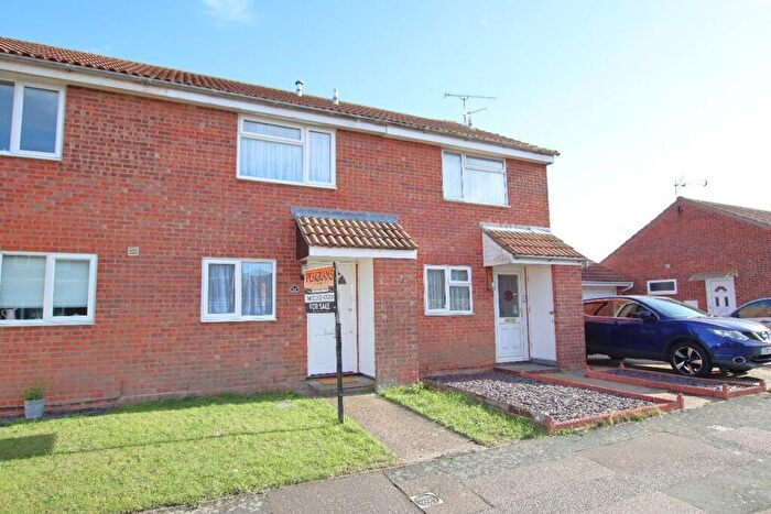 2 Bedroom Terraced House For Sale In Clacton On Sea, CO16