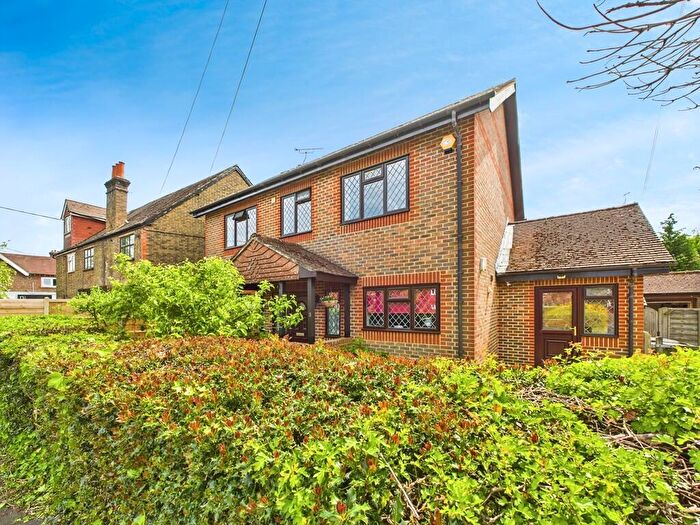 4 Bedroom Detached House For Sale In Billingshurst Road, Broadbridge Heath, RH12