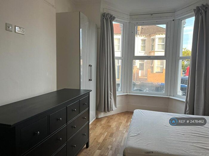 2 Bedroom Flat To Rent In Tubbs Rd, London, NW10