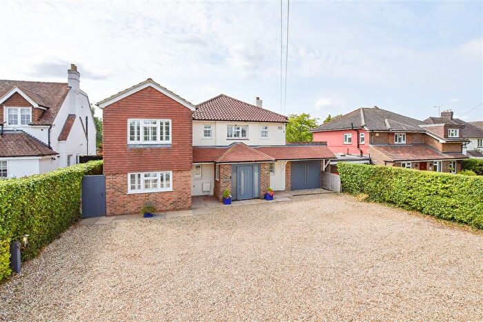 5 Bedroom Detached House For Sale In Walnut Tree Lane, Loose, Maidstone, Kent, ME15