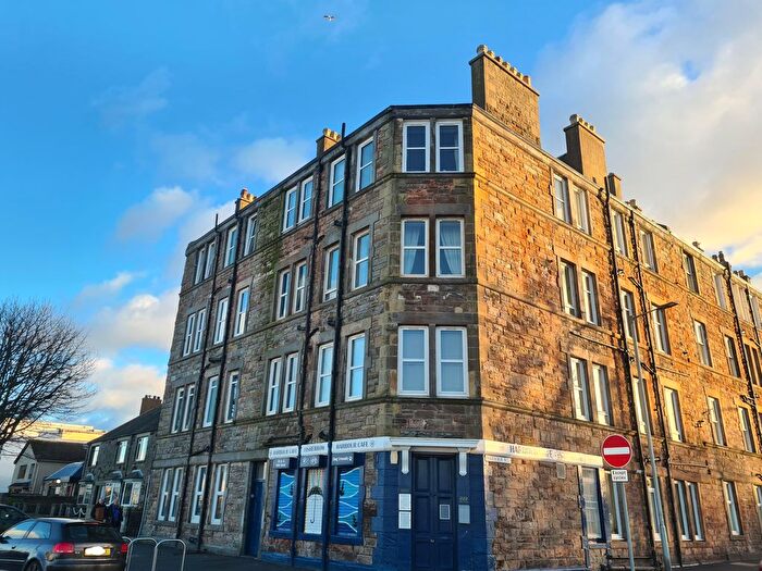 2 Bedroom Flat To Rent In New Street, Musselburgh, EH21