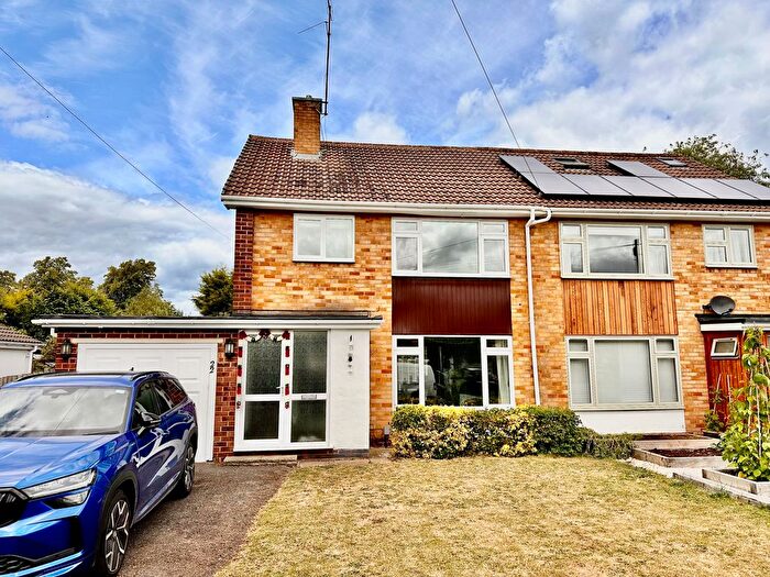 3 Bedroom Property To Rent In Freemans Close, Leamington Spa, CV32