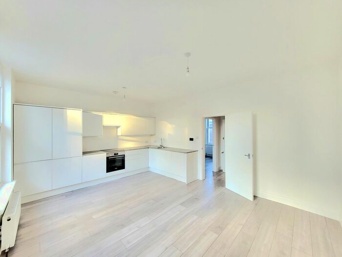 1 Bedroom Flat To Rent In Stroud Green Road, London, N4