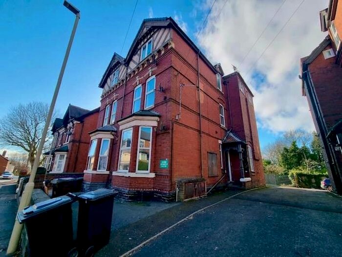1 Bedroom Flat To Rent In Grange Road, Dudley, DY1