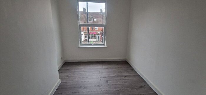 2 Bedroom Flat To Rent In Lordship Lane, London, N17