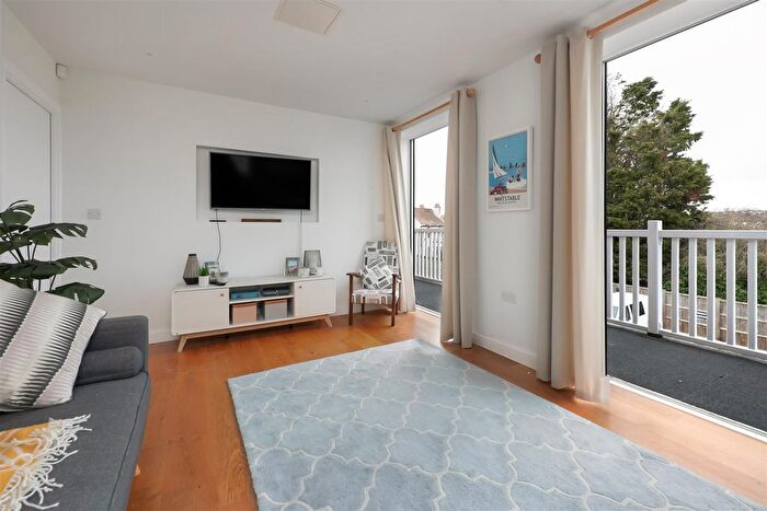 2 Bedroom Flat To Rent In Wheatley Road, Whitstable, CT5