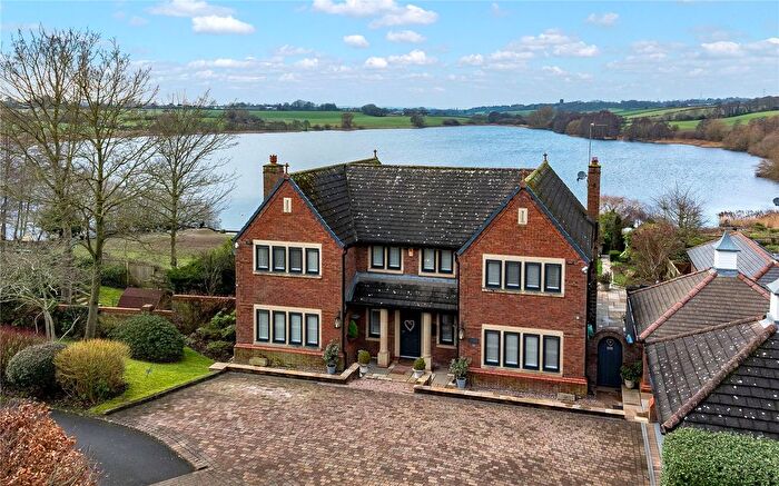 4 Bedroom Detached House For Sale In Jacobs Way, Pickmere, Knutsford, Cheshire, WA16