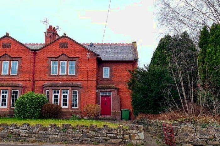 3 Bedroom Detached House To Rent In Cefn Road, Wrexham, LL13