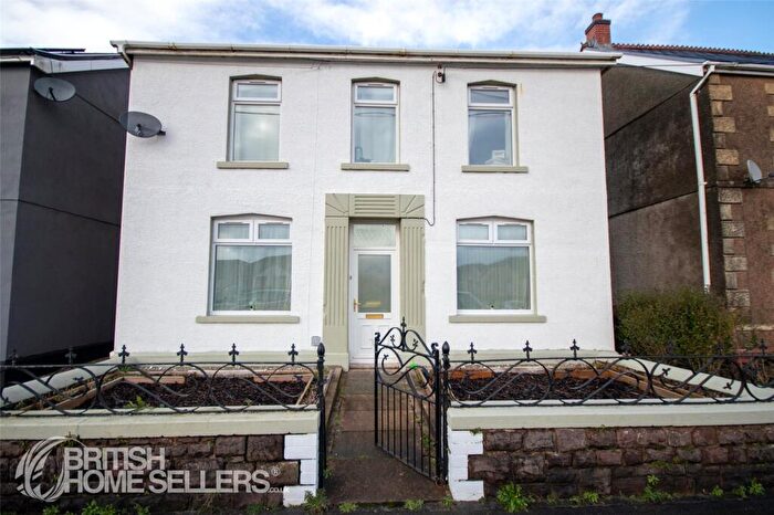 3 Bedroom Detached House For Sale In Norton Road, Penygroes, Llanelli, Carmarthenshire, SA14