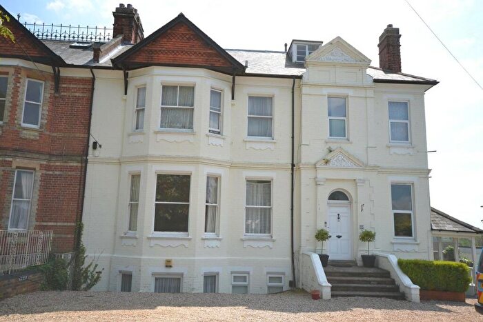 1 Bedroom Apartment To Rent In Caversham, Reading, RG4