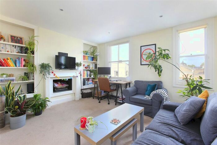 3 Bedroom End Of Terrace House To Rent In The Chase, Clapham, SW4