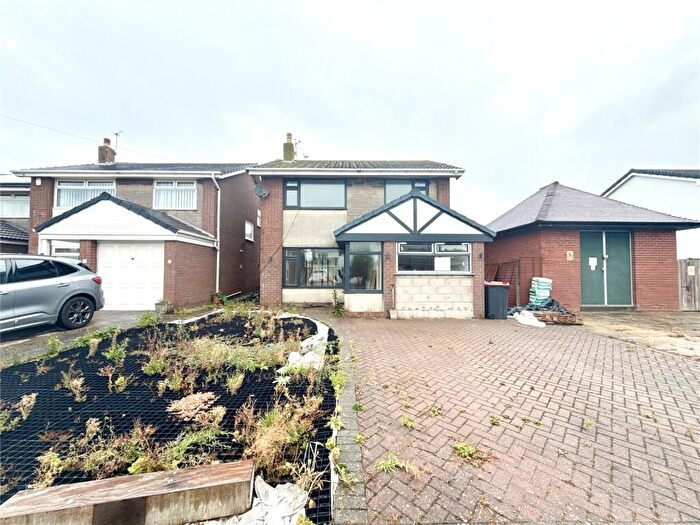 3 Bedroom Detached House For Sale In Sunningdale Avenue, Fleetwood, Lancashire, FY7