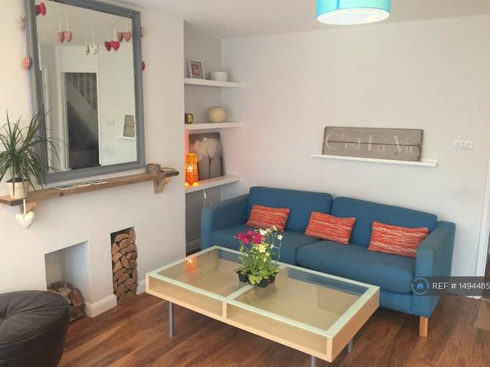 4 Bedroom Detached House To Rent In Mannock House, Canterbury, CT1