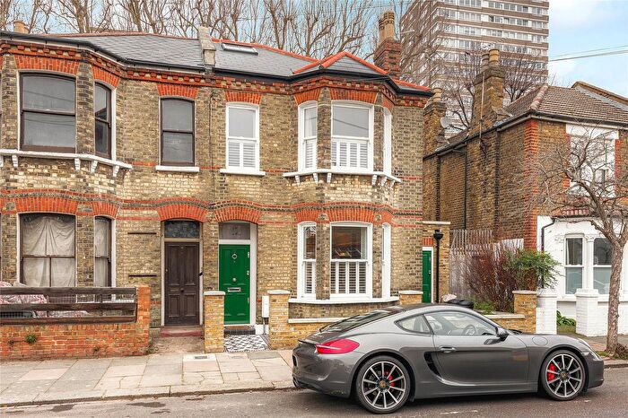 5 Bedroom Semi Detached House For Sale In Orbel Street, London, SW11