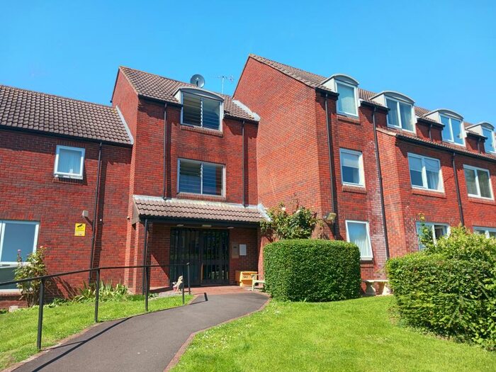 1 Bedroom Retirement Property To Rent In Homewater House, Waterlooville, PO7