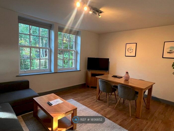 2 Bedroom Flat To Rent In Exchange Building, Bournemouth, BH1