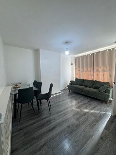 3 Bedroom Terraced House To Rent In Naseby Road, Dagenham, RM10